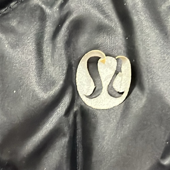 Lululemon Run:Turn Around Goose Down Puffer Jacket Black Grey Size S - Picture 13 of 16